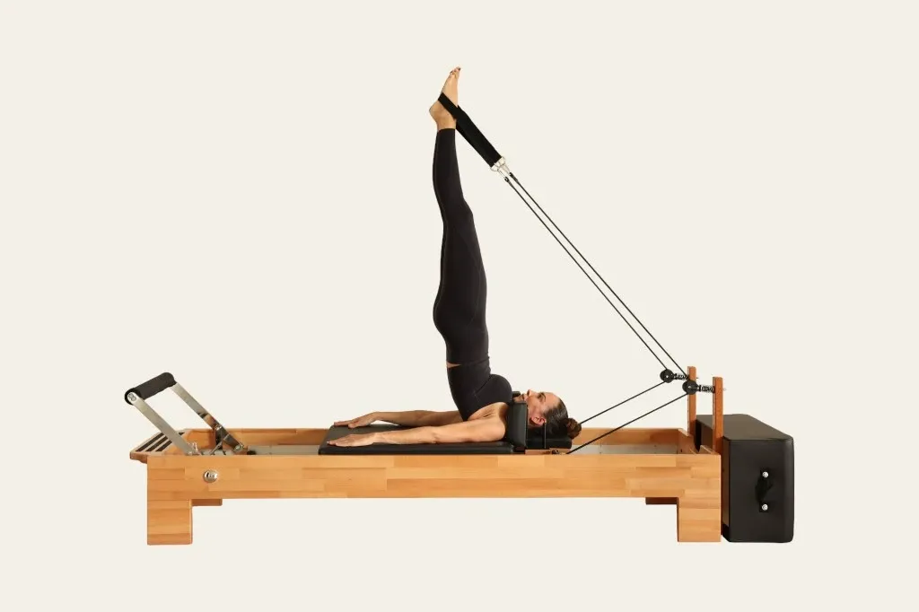 Pilates Reformer - Leg springs exercise