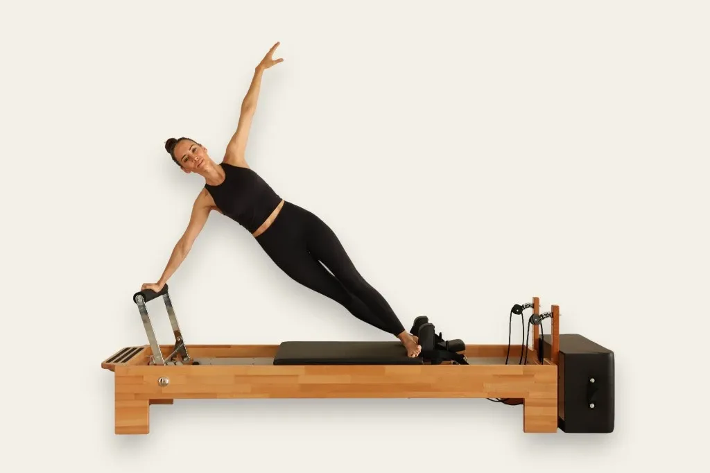 Pilates Reformer - Side plank exercise